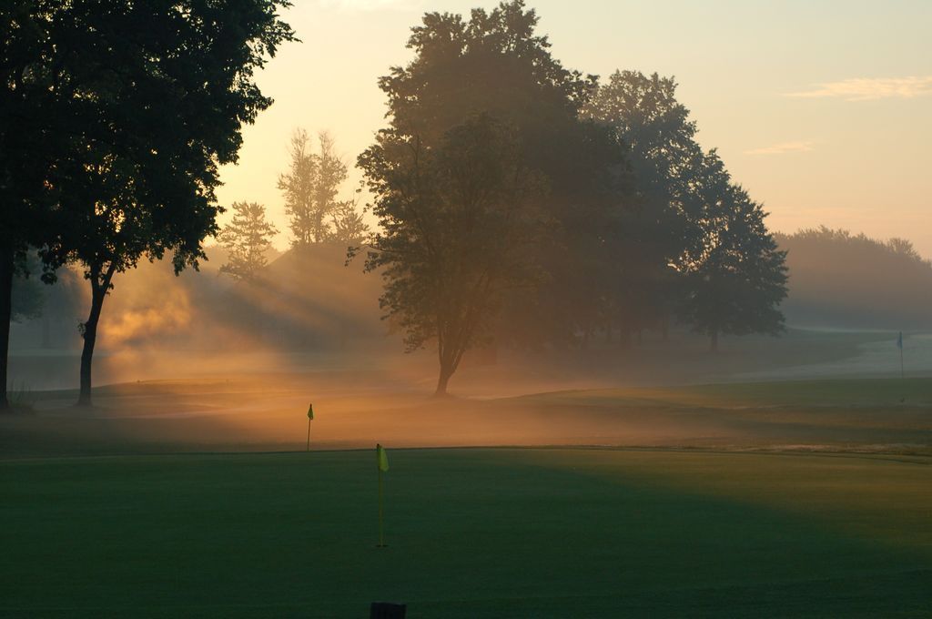 Facilities Chenoweth Golf Course